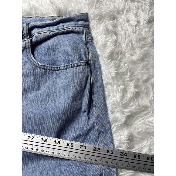 BDG UO Skater Baggy Jean Daisy Patch Wide Leg Mid Rise- Light Blue Size 32 - Picture 11 of 13